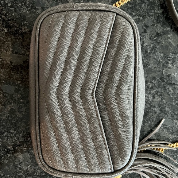 NWT YSL Lou Mini Camera crossbody bag in Fog Grey - Picture 3 of 7